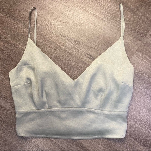 Abercrombie & Fitch Sage Green Smocked Top Xtra Small - Picture 2 of 9